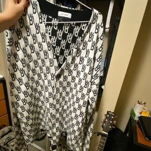 Well done black&white sweater